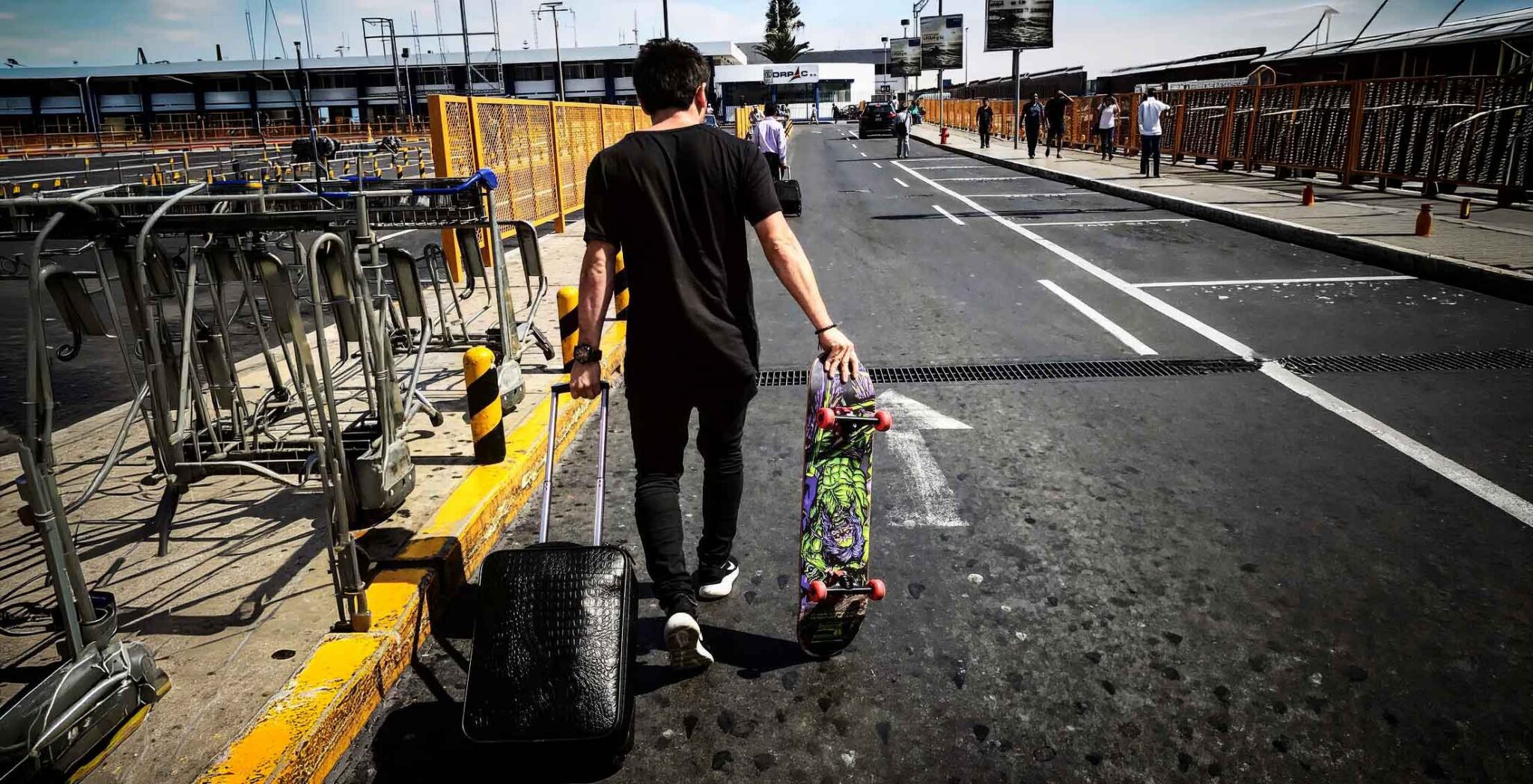 pexels-tony-schnagl-5588213